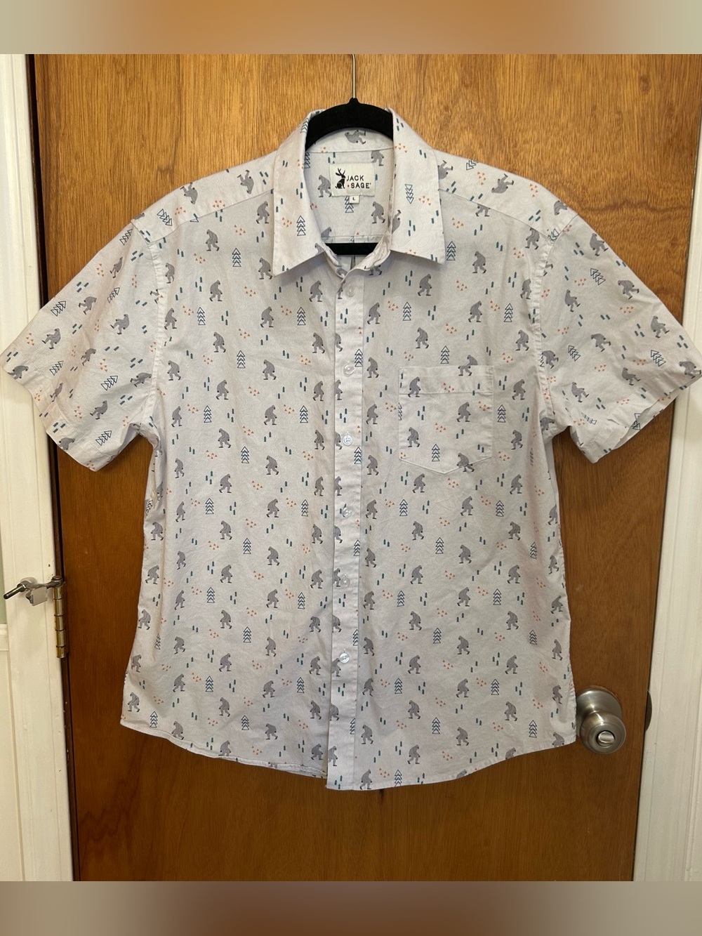 Yeti Trek Camp Shirt by  Jack & Sage Men's Large button up big foot